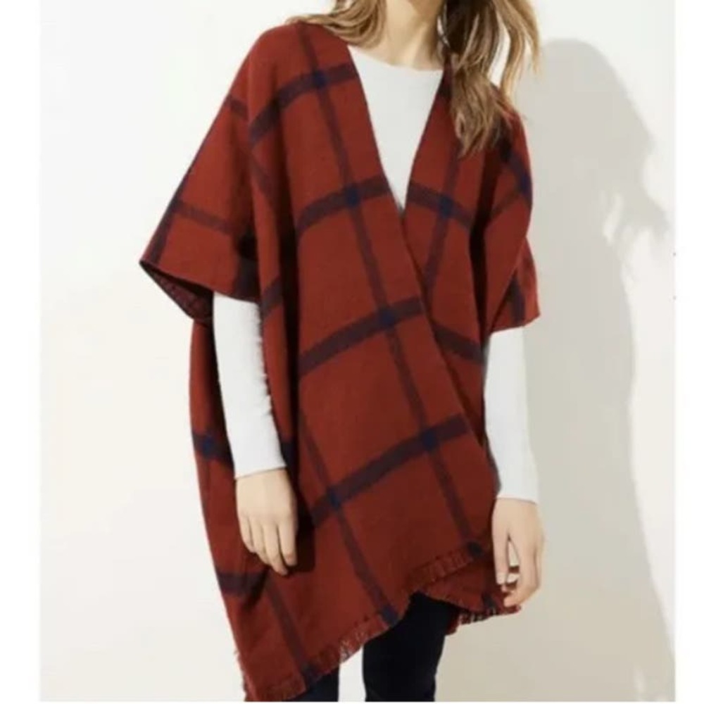 Loft Women’s Reversible Plaid Fringe Hem Cape Poncho Wrap Size XS/S‎ Red Black